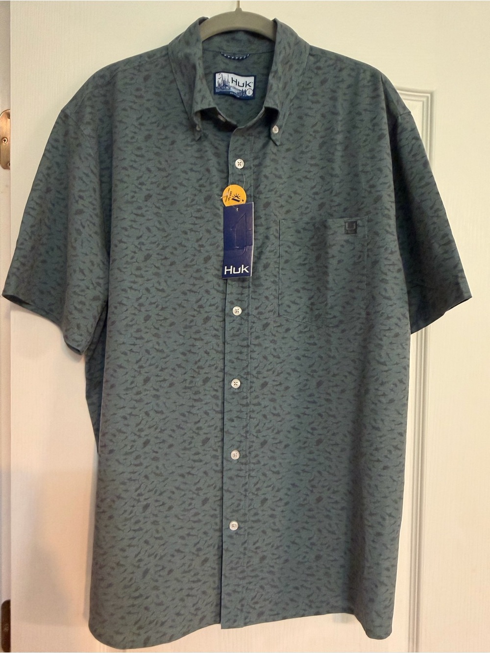 Huk Men’s Short-Sleeve Button-Down Shirt in Teal Green Print